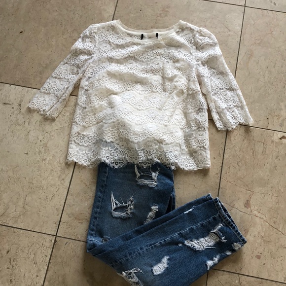 Tops - Pretty lace off white 3/4 sleeve top💋